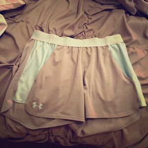 Under armour Women’s play up shorts